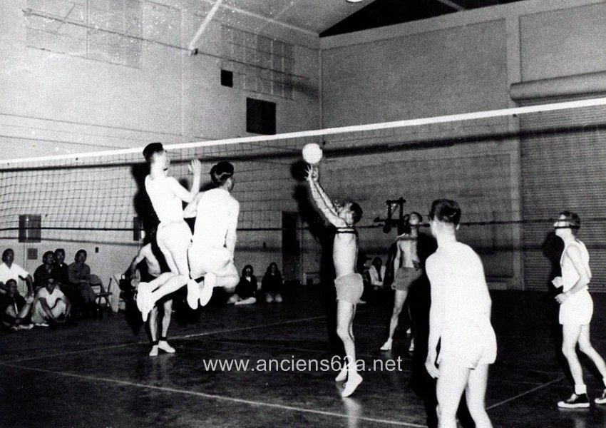 1964-17-Fort Bliss Volley Ball Belgique_Coree