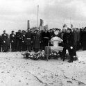 13-01 Dec 1965 Een zicht tijdens de H Mis ter nagedachtenis aan H.M. Koningin Elisabeth te De Panne