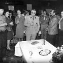 1974ReceptieWelpenMetLtKolLeleu_00012