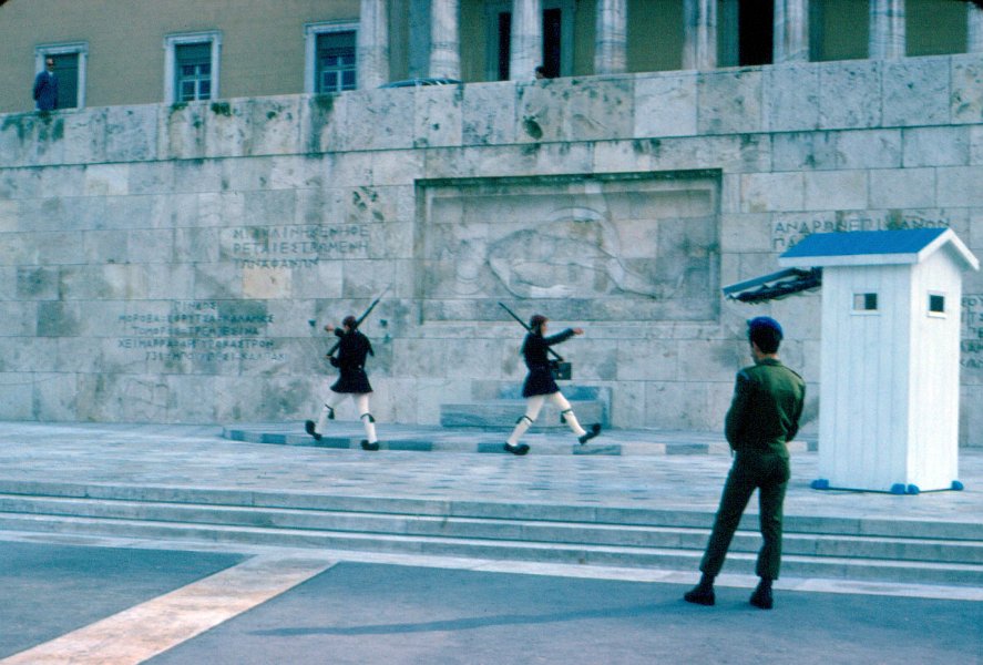 1976-SounionAthene-14